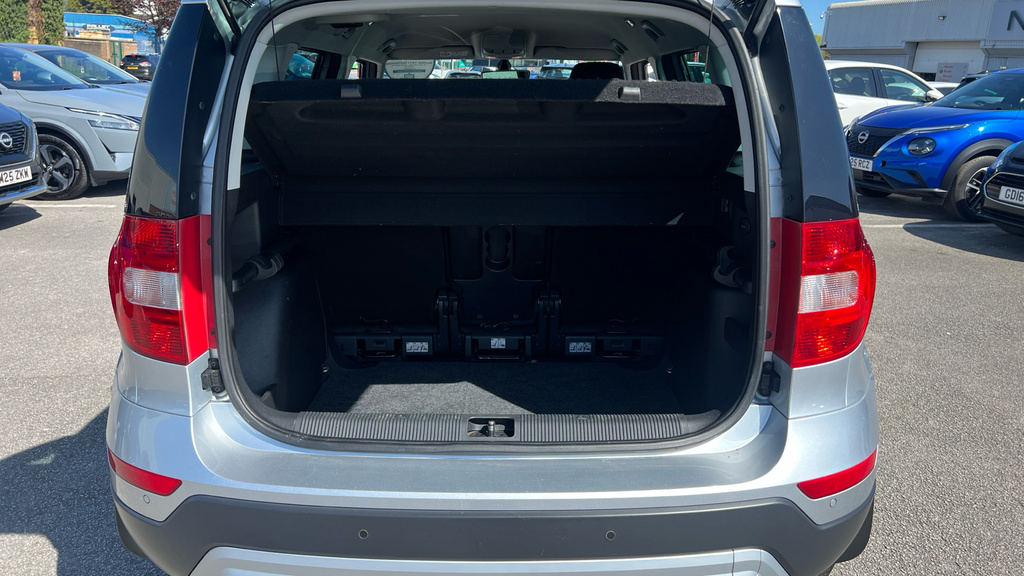Skoda Yeti Se L FH16GWU Silver #3