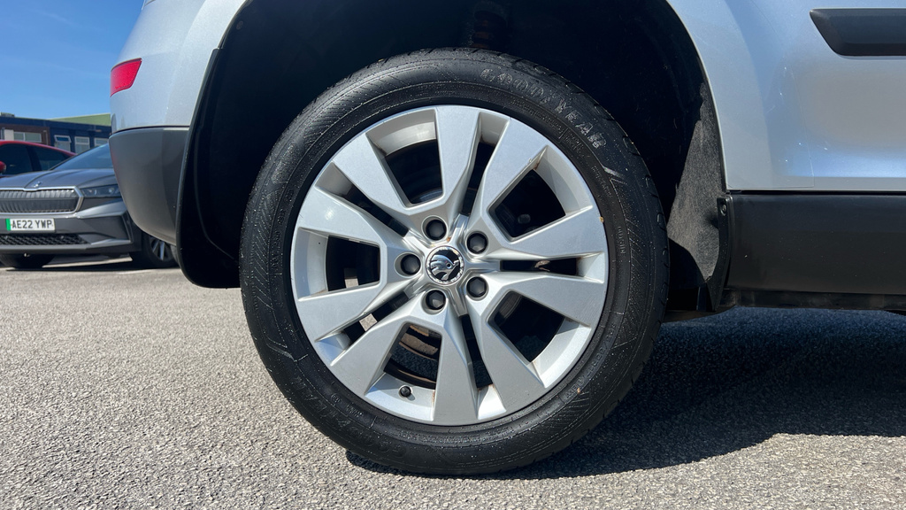 Skoda Yeti Se L FH16GWU Silver #6