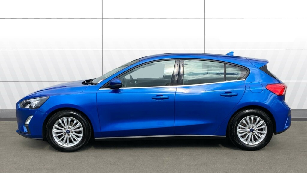 Ford Focus Titanium Blue #5