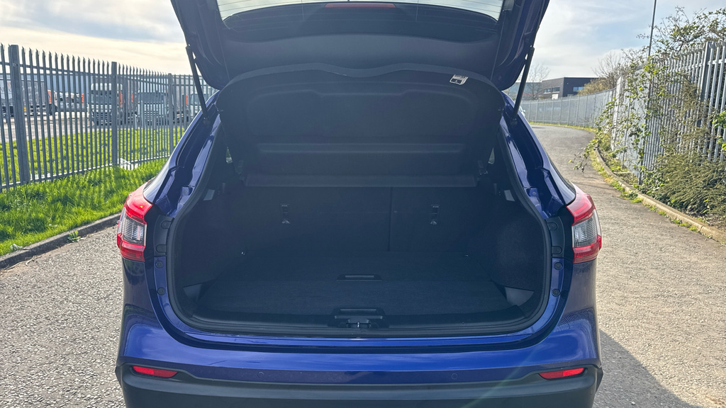 Nissan Qashqai Tekna Blue #4