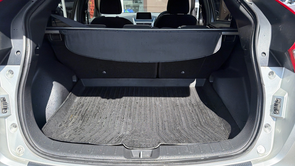 Mitsubishi Eclipse Cross 3 SJ68NBD Silver #4