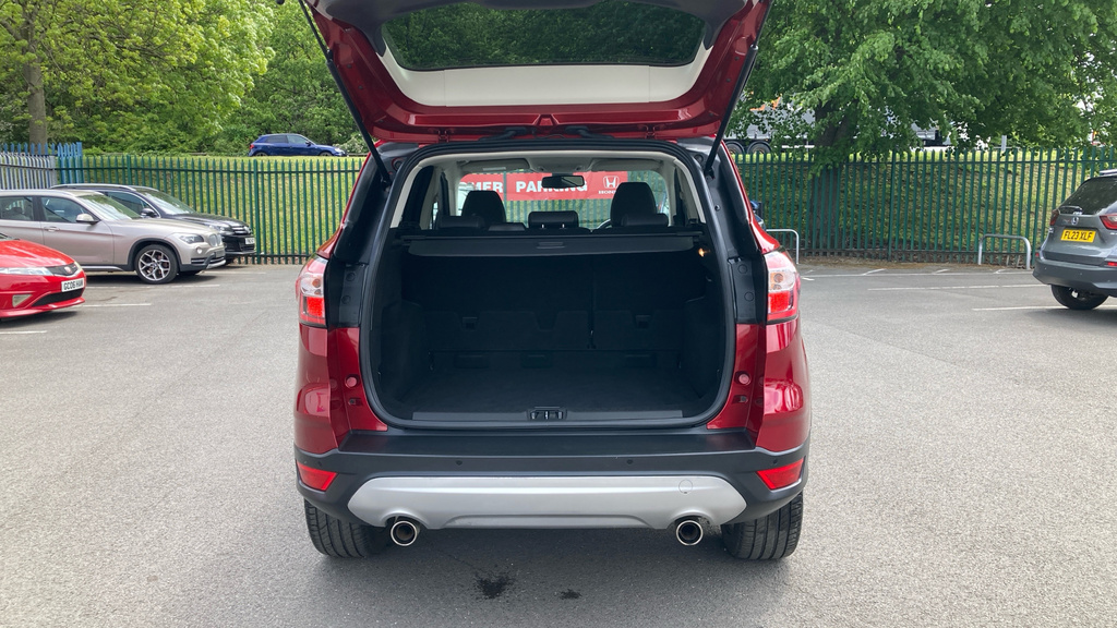 Ford Kuga Titanium Edition DN19WUT Red #4