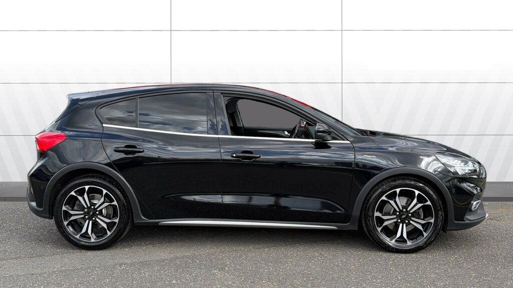 Ford Focus Active X LM70KKP Black #5