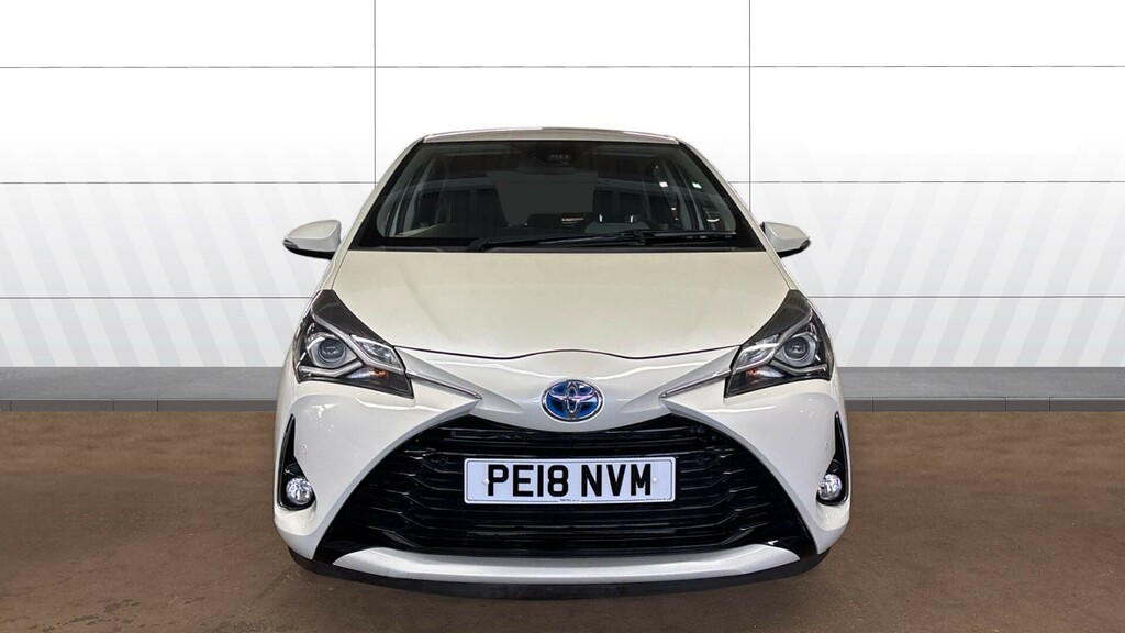 Toyota Yaris Icon Tech PE18NVM White #3