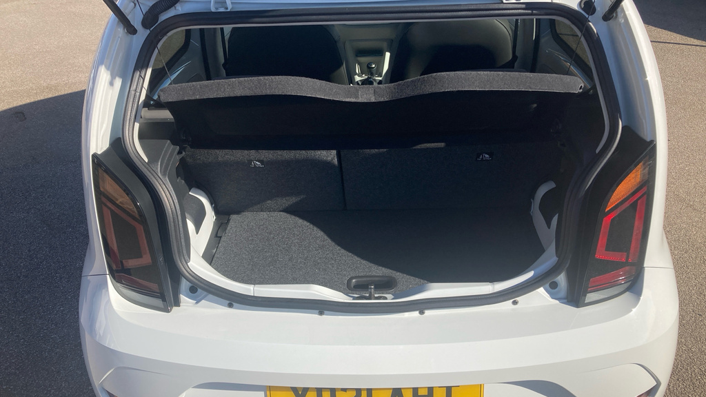 Volkswagen Up Beats White #4