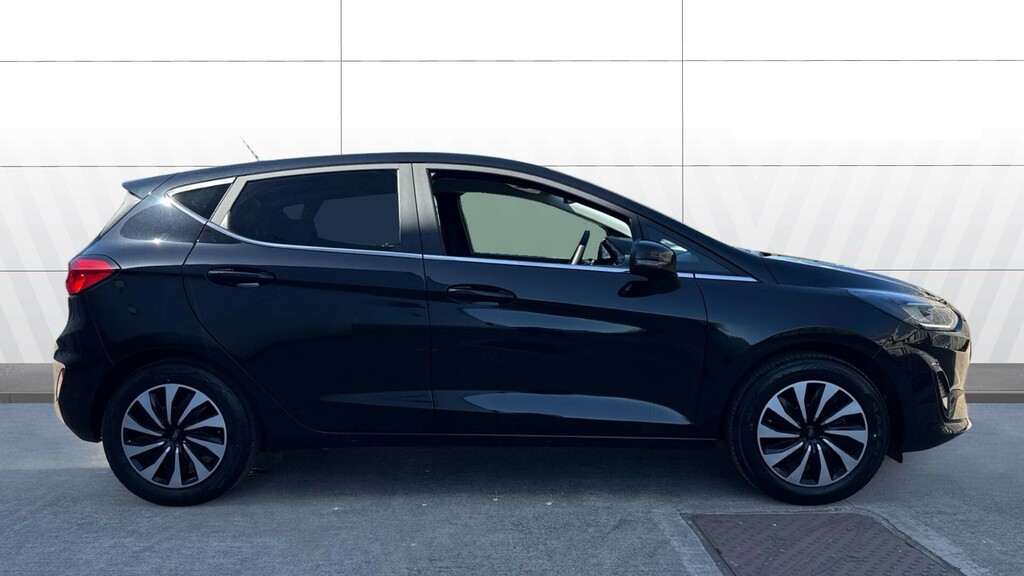 Ford Fiesta Titanium Black #5