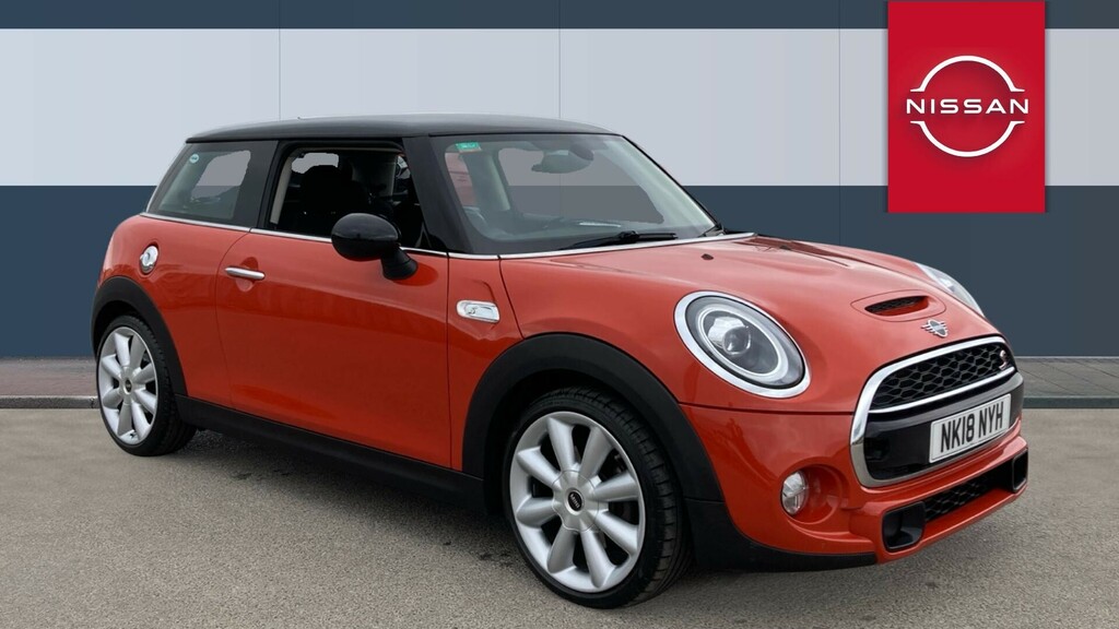 Mini Hatch Cooper S Orange