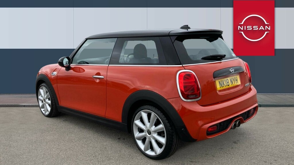 Mini Hatch Cooper S NK18NYH Orange #2