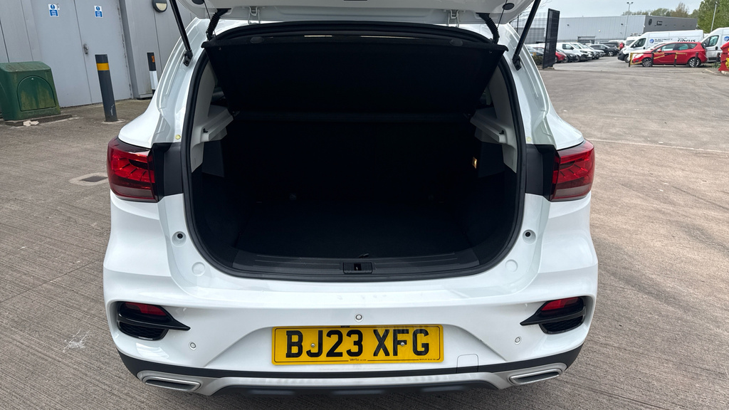 MG ZS Exclusive White #4