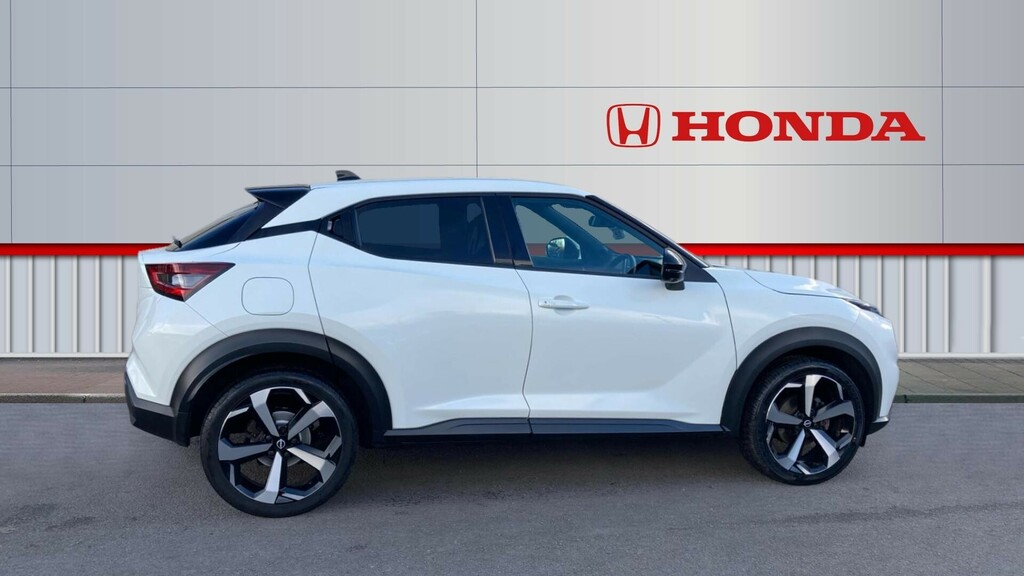Nissan Juke Tekna White #5