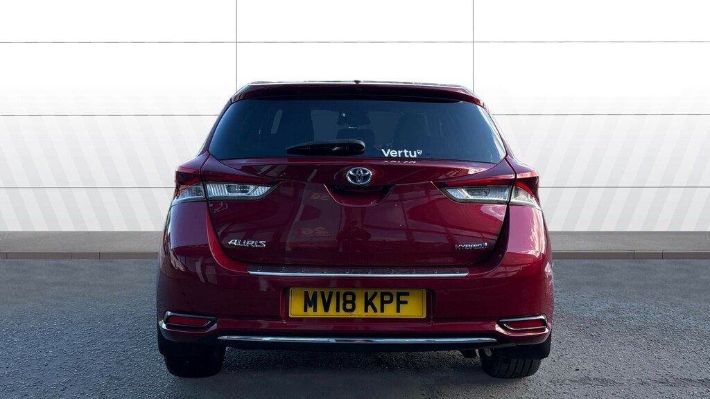 Toyota Auris Excel Red #6