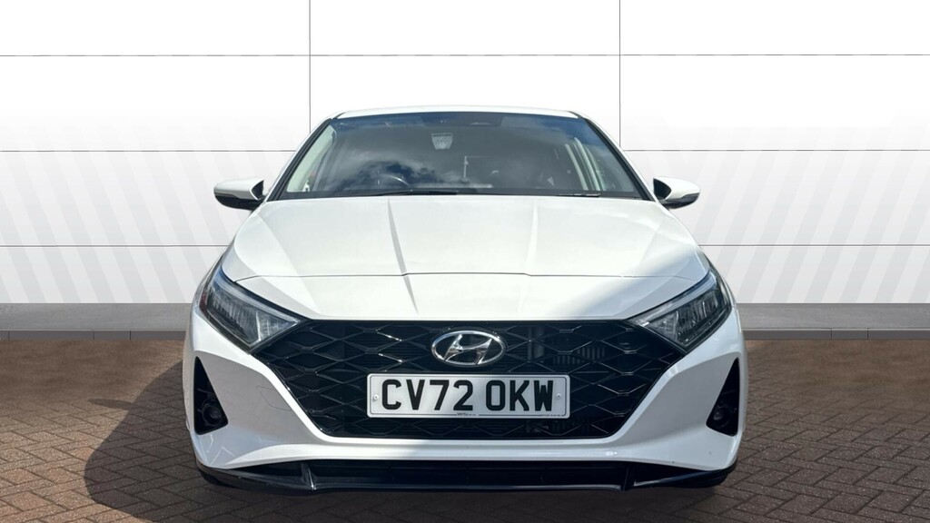 Hyundai I20 Premium CV72OKW White #3