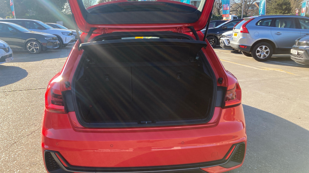 Audi A1 S Line RF21ZXB Red #4