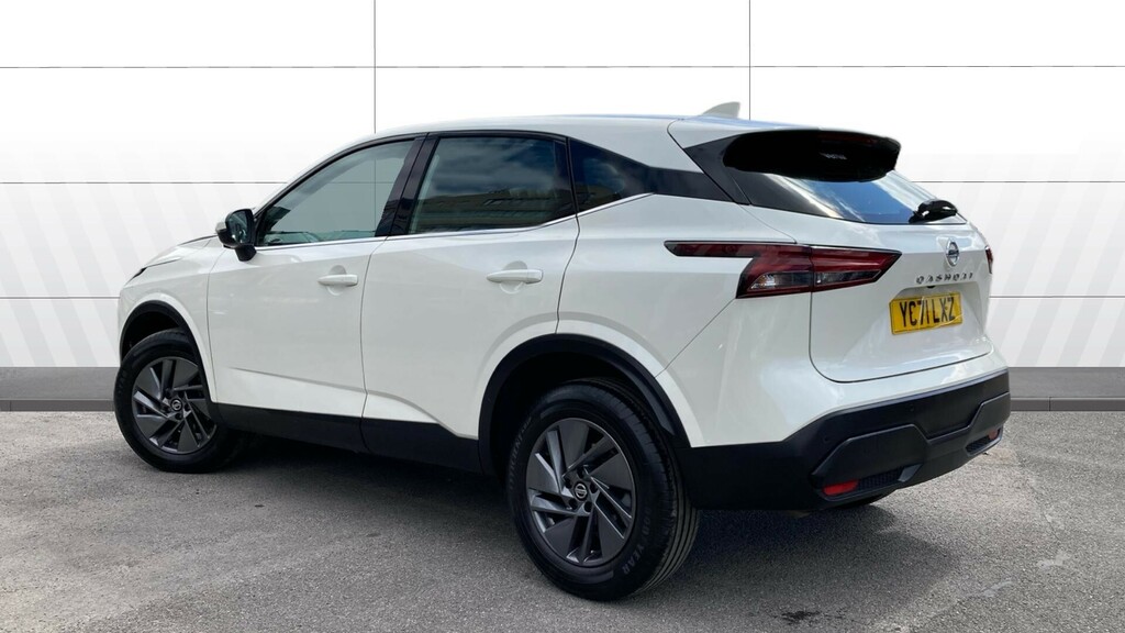 Nissan Qashqai Acenta Premium YC71LXZ White #2