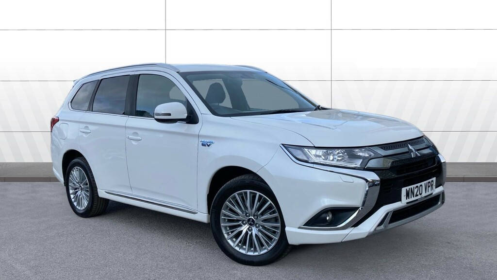 Mitsubishi Outlander Dynamic White
