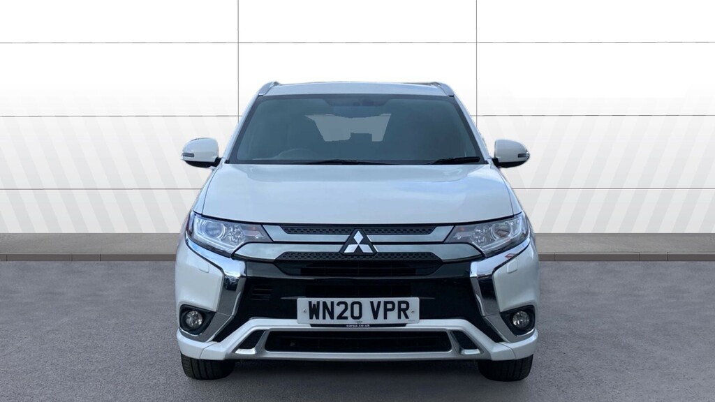 Mitsubishi Outlander Dynamic White #3