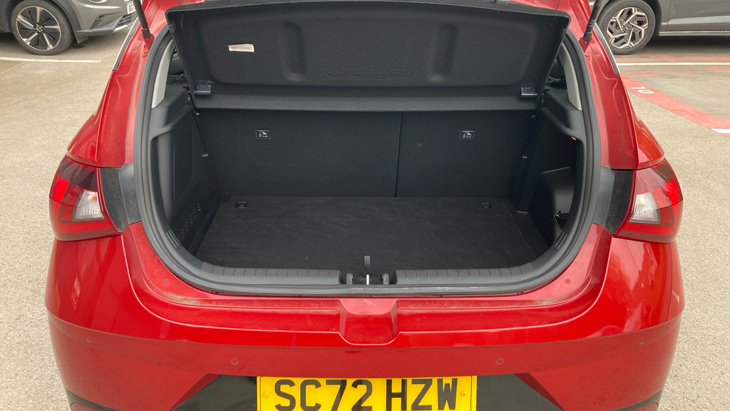 Hyundai I20 Premium Red #4