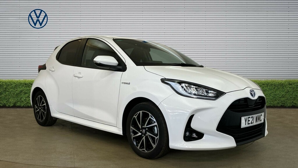 Toyota Yaris Design White