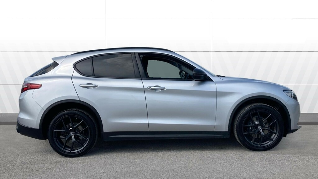 Alfa Romeo Stelvio Nero Edizione W4TKH Silver #5
