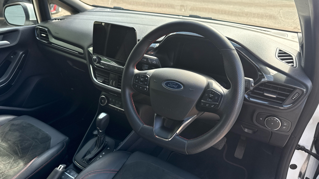 Ford Fiesta St-line X WR73BKD White #6