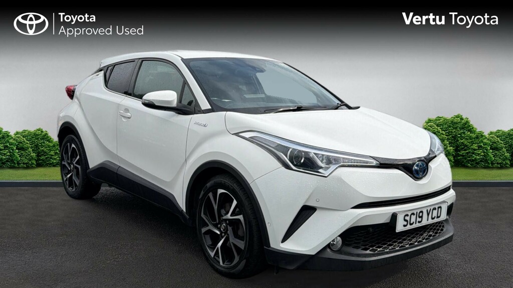 Toyota C-Hr Design White