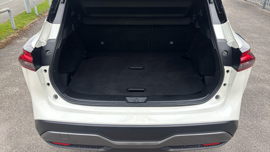 Nissan Qashqai N-connecta KY72CYP White #4