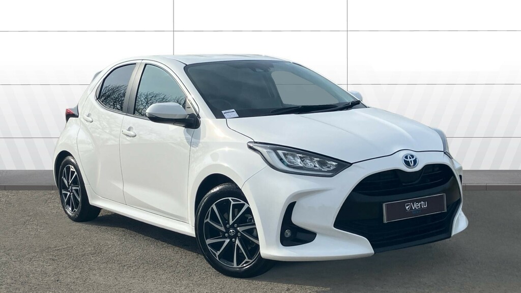 Toyota Yaris Design White