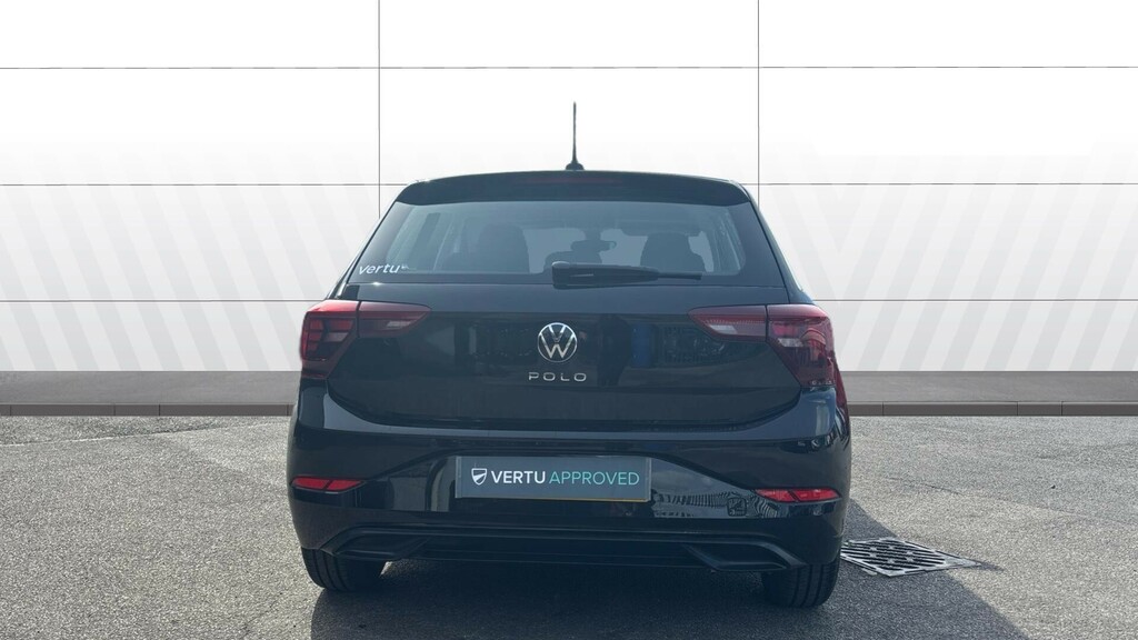 Volkswagen Polo Life Black #6