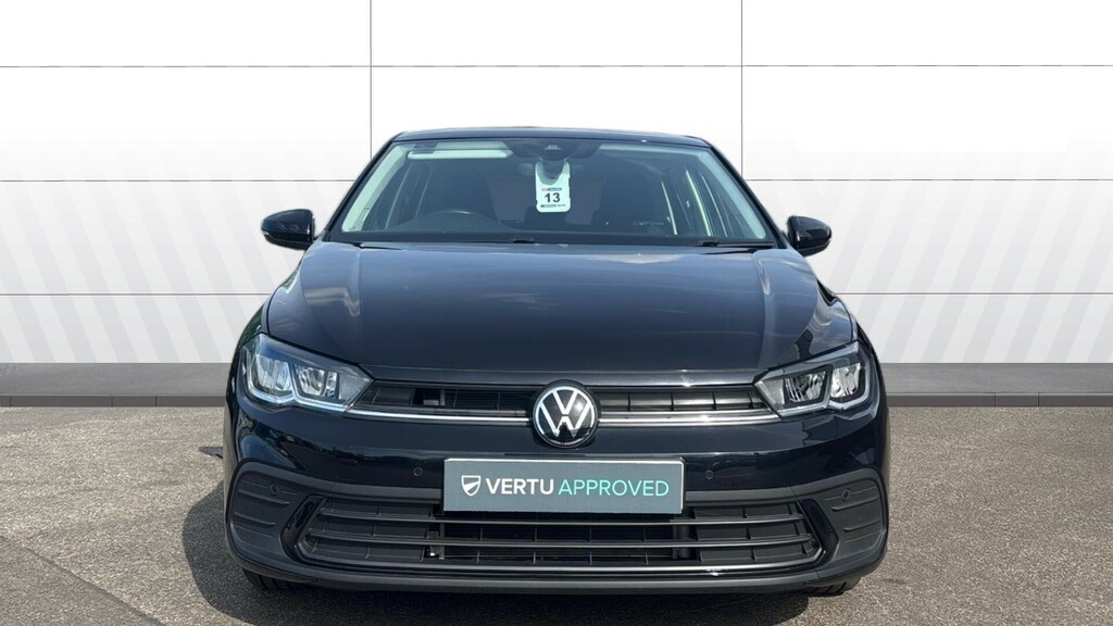 Volkswagen Polo Life Black #3