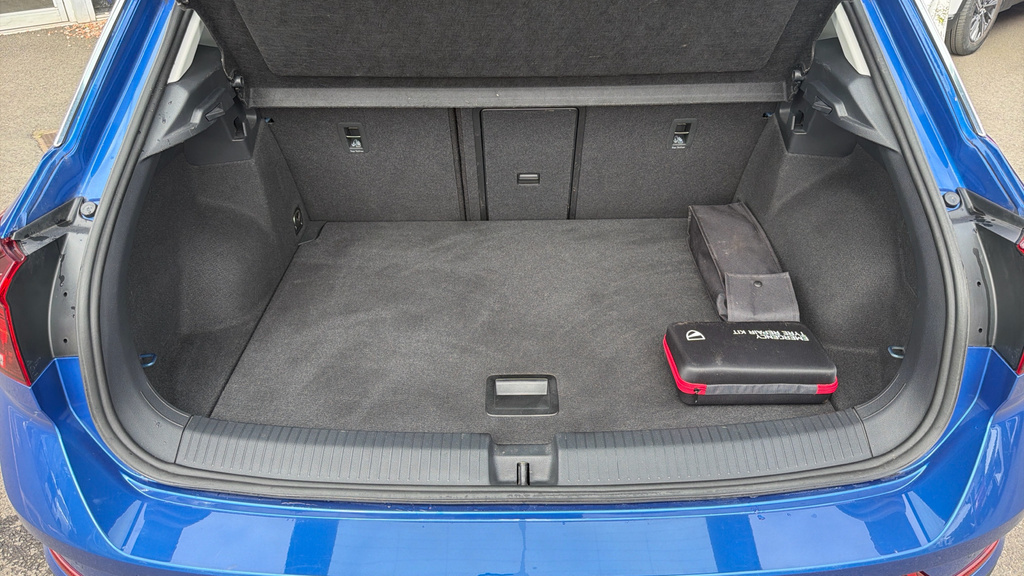 Volkswagen T-Roc Life NA23SYJ Blue #4
