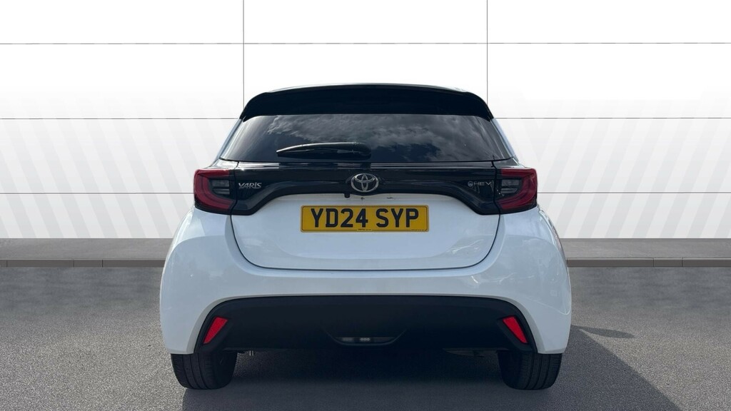 Toyota Yaris Design YD24SYP White #6