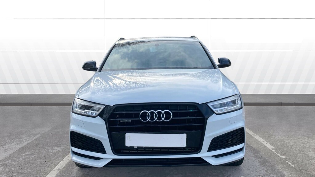 Audi Q3 Black Edition White #3