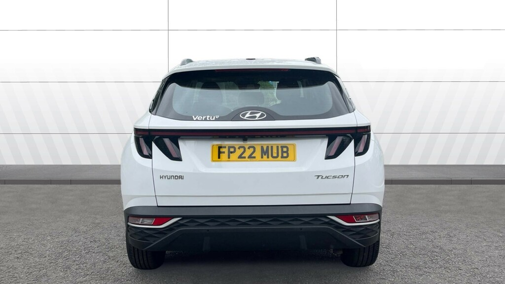 Hyundai Tucson Se Connect FP22MUB White #6