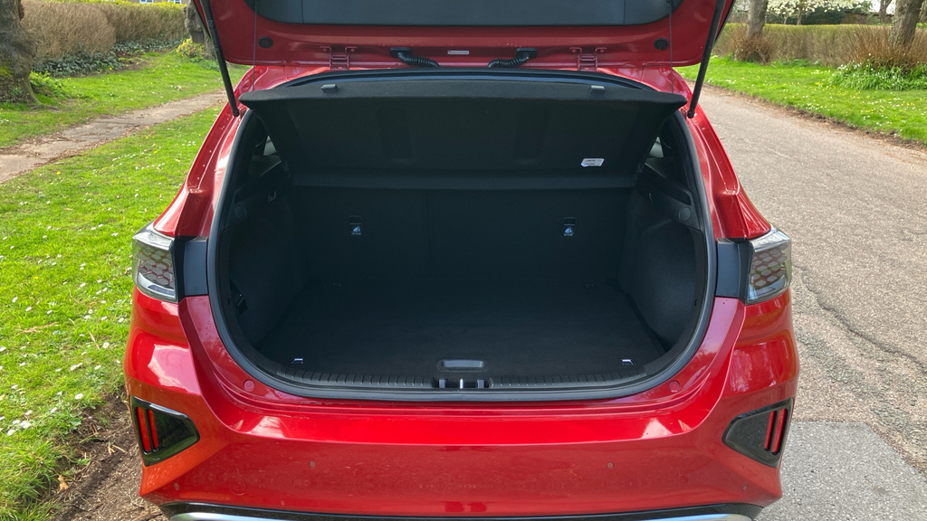 Kia Ceed Gt-line Red #4