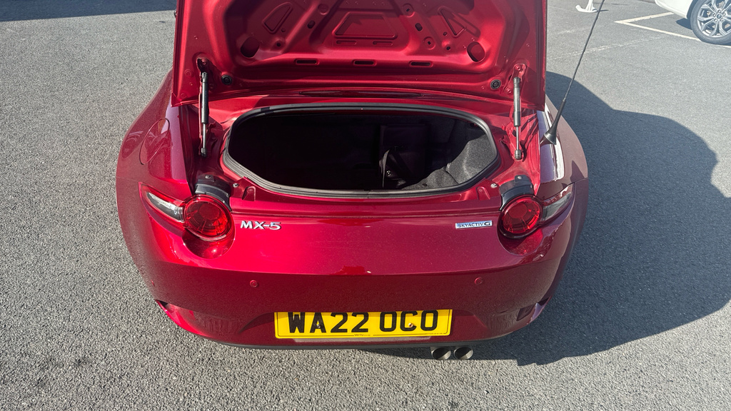 Mazda MX-5 Sport Red #4