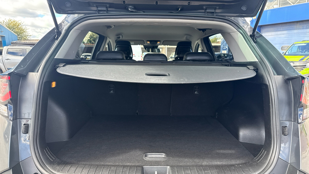 Kia Sportage Launch Edition PN22RYT Grey #4