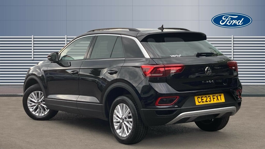 Volkswagen T-Roc Life CE23FXT Black #2