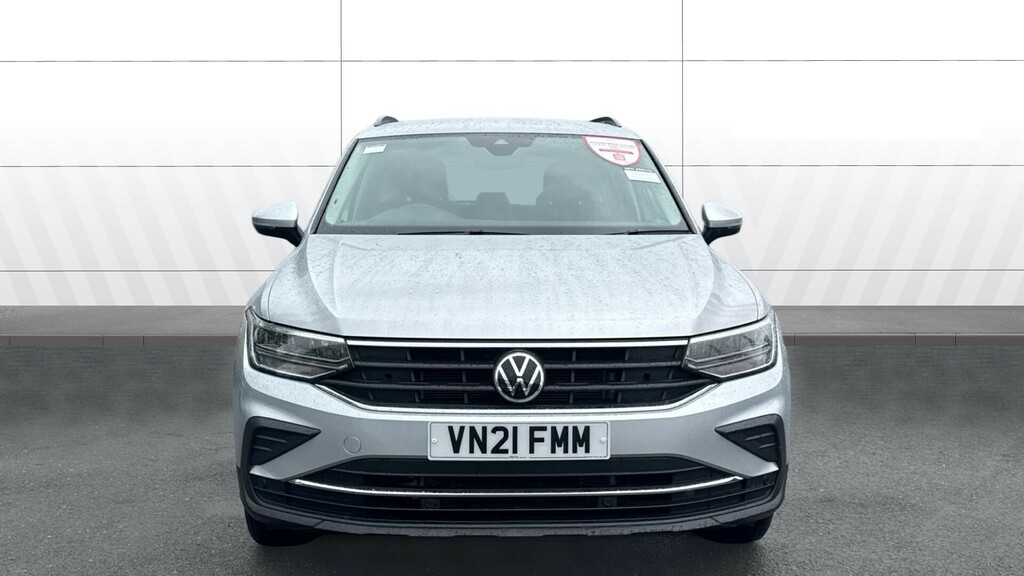 Volkswagen Tiguan Life Silver #3