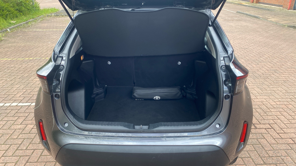 Toyota Yaris Cross Icon SM73WFG Grey #4