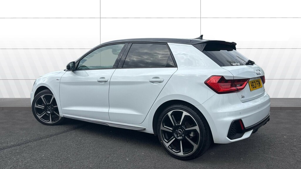 Audi A1 Black Edition HD21FDN White #2