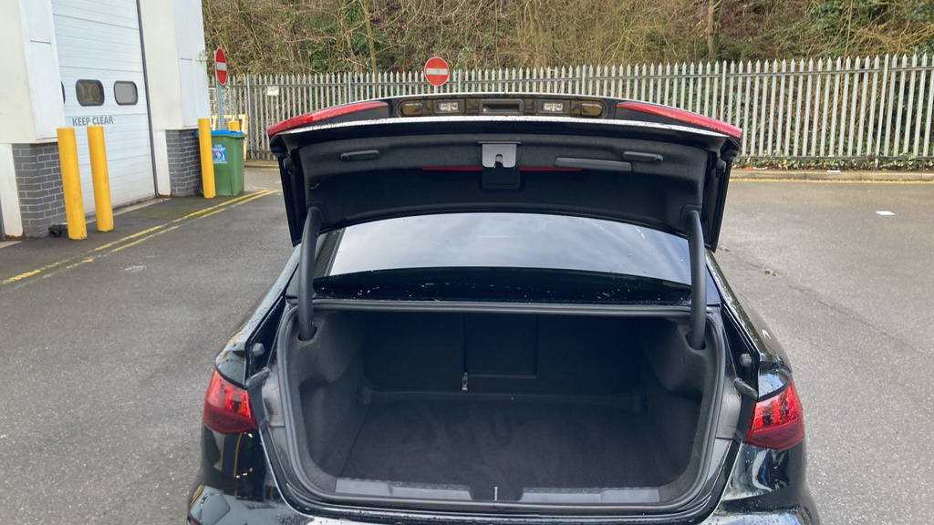 Audi A3 S Line YP72RGY Black #4