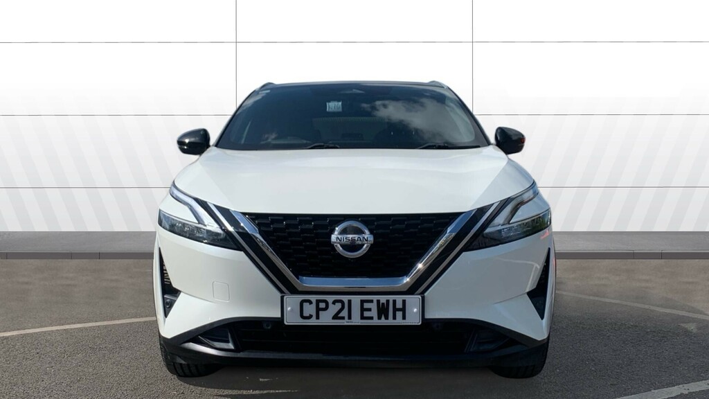 Nissan Qashqai Tekna White #3