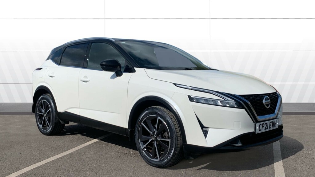 Nissan Qashqai Tekna White