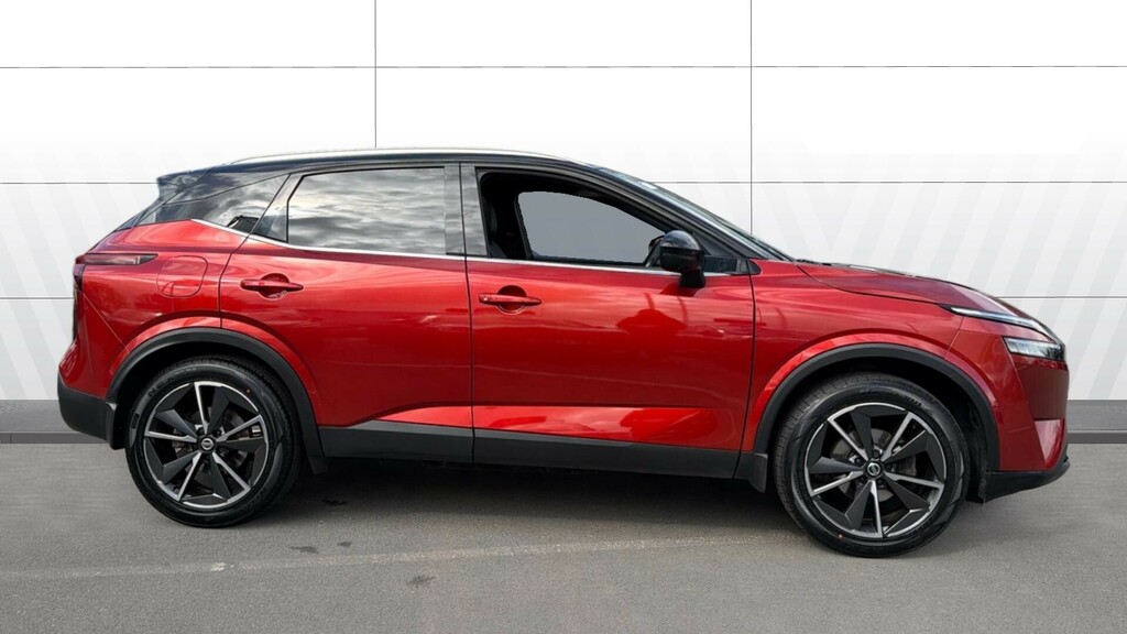 Nissan Qashqai Tekna Red #5