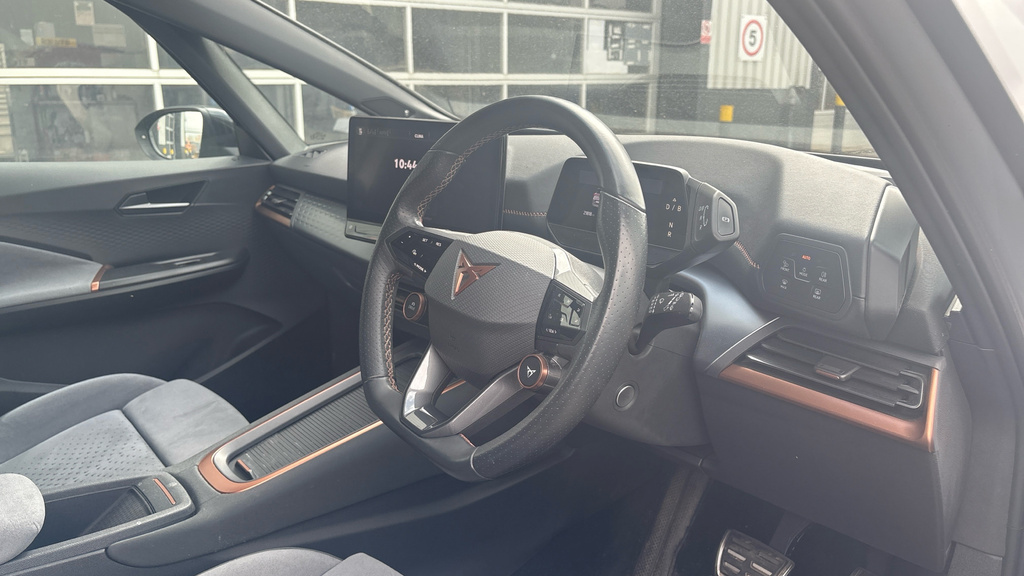 Cupra Born V3 FX72XTO Silver #6