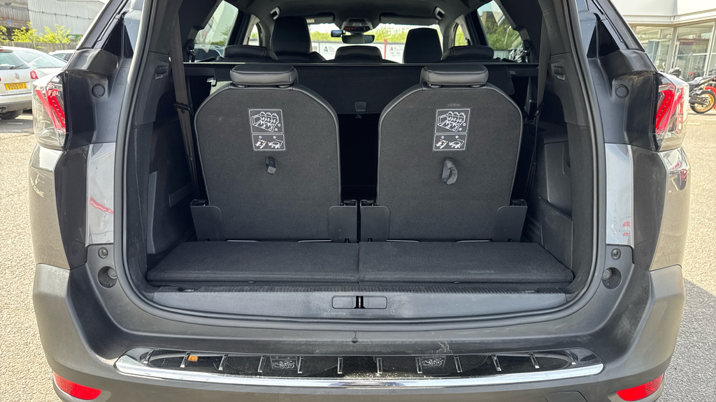 Peugeot 5008 Gt Premium Grey #4