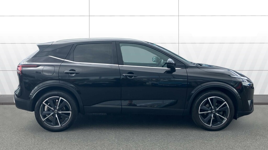 Nissan Qashqai Tekna Black #5