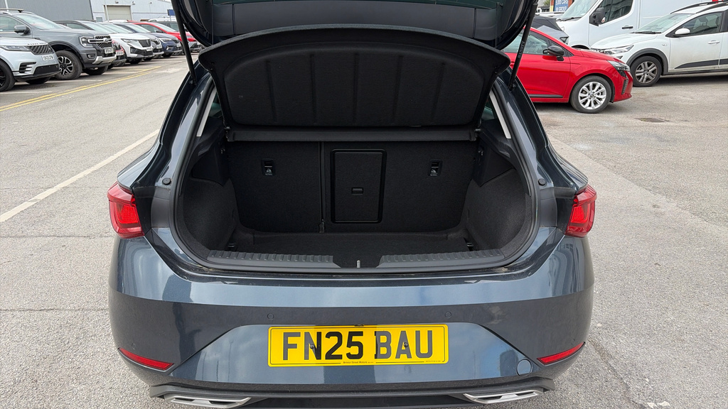 Seat Leon Fr FN25BAU Grey #4