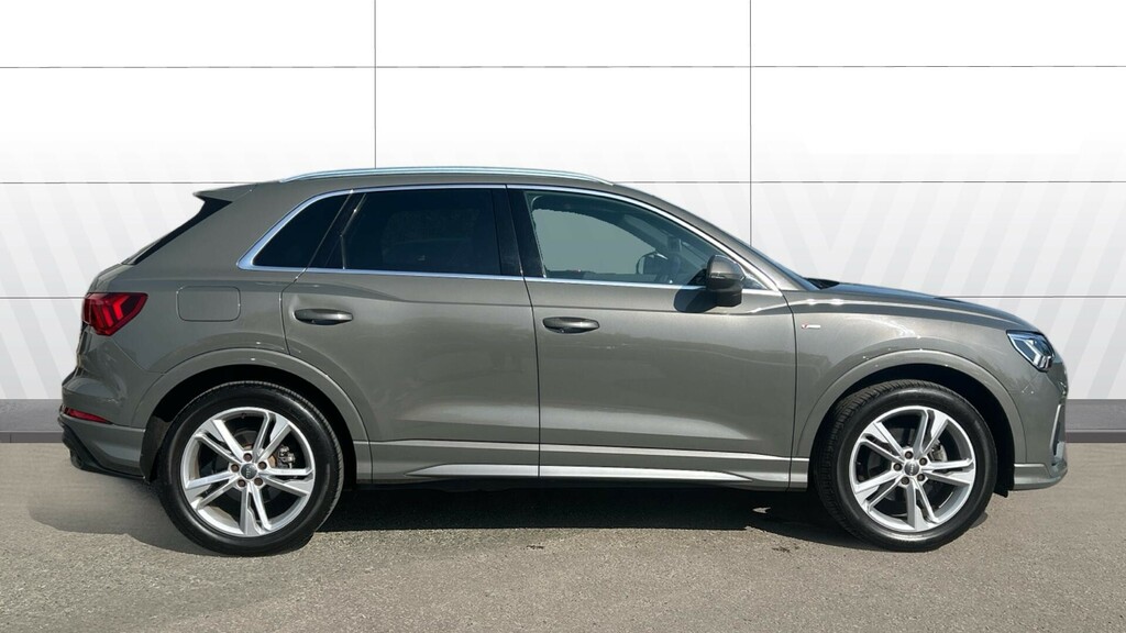 Audi Q3 S Line WG68LJV Grey #5