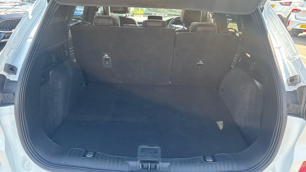 Ford Kuga St-line X Edition MJ72JVZ White #4